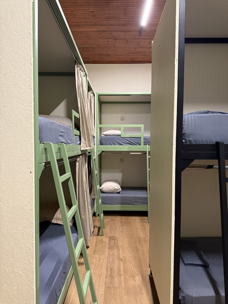 10 bed female dorm