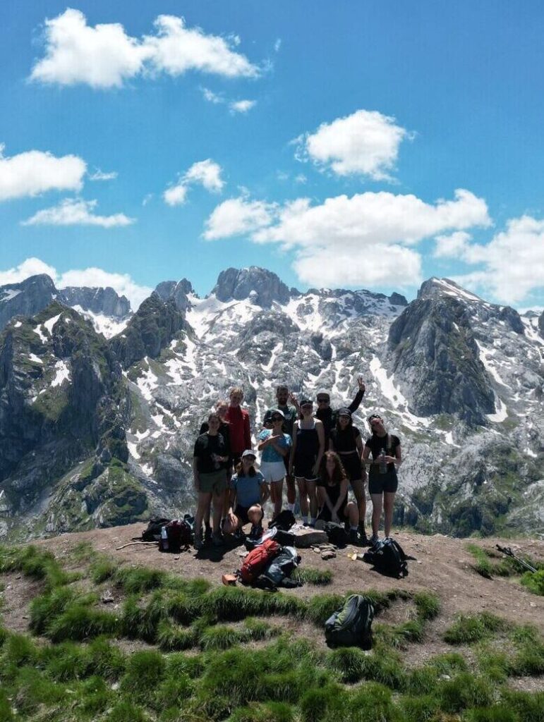 882c0ab1-5e8a-4180-a94d-434187aaabb8